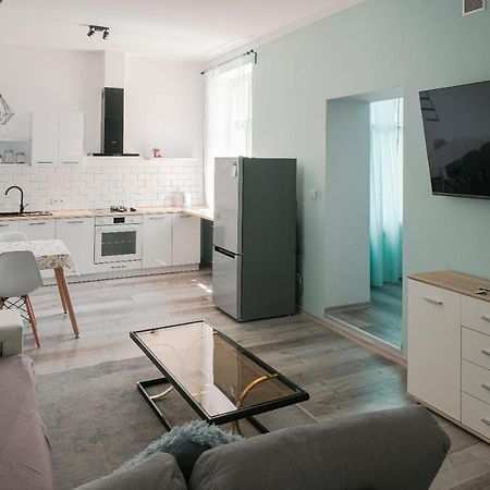 ウストシキ・ドルネApartament Mietowyアパートメント エクステリア 写真